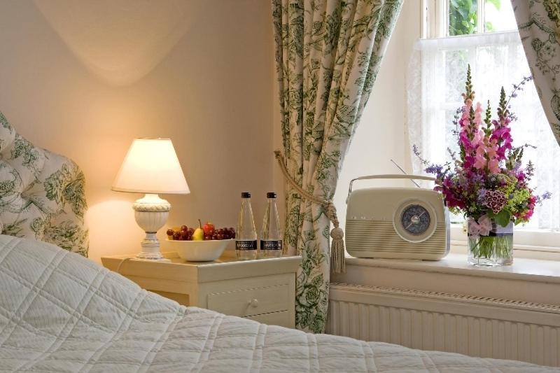 The Boar'S Head Hotel Harrogate Room photo